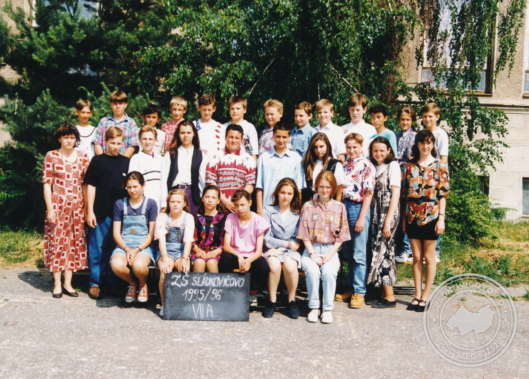ZŠ 1995-96 7.A (1983)