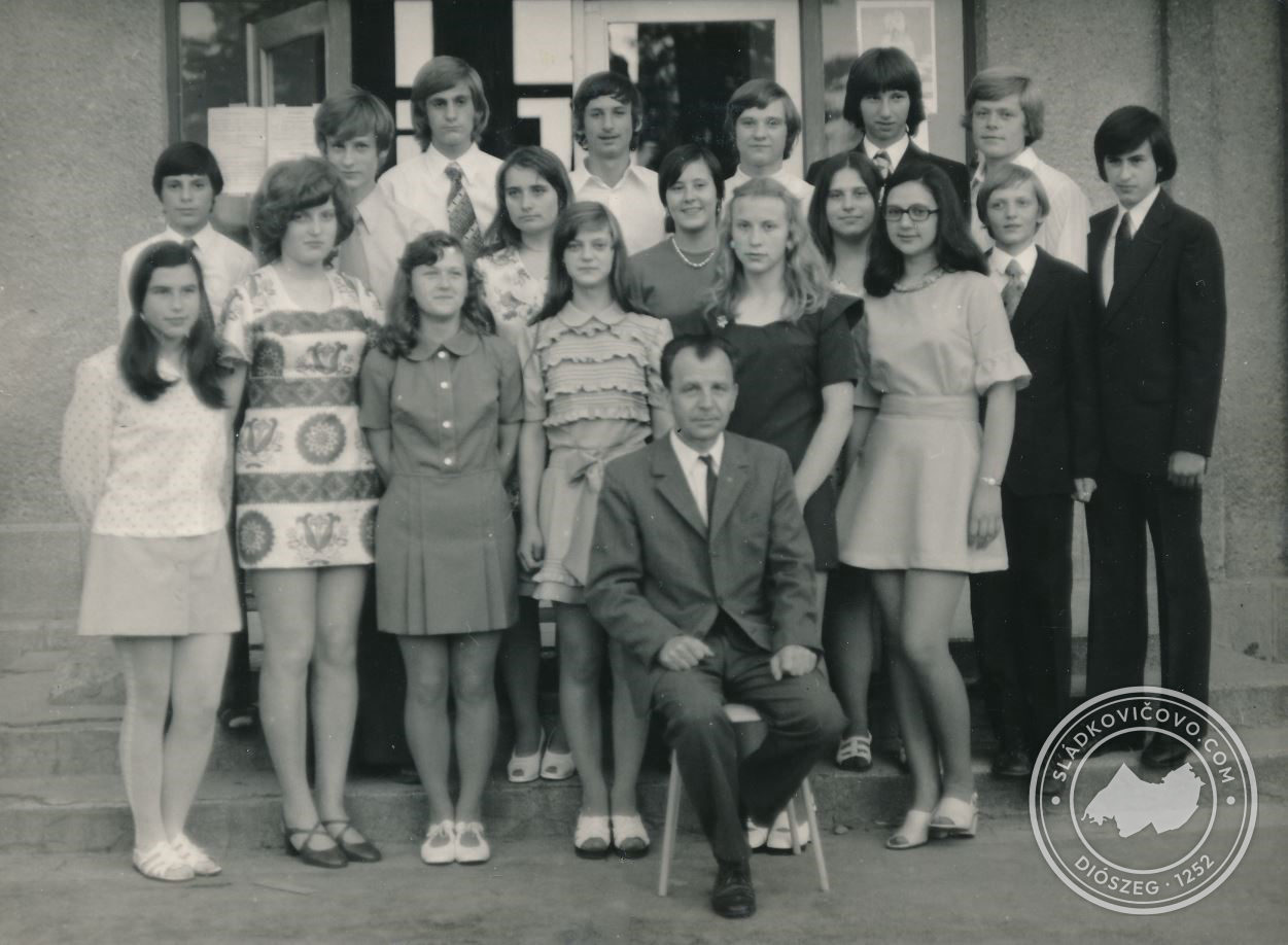 ZDŠ 1973-74 9.C (1959)